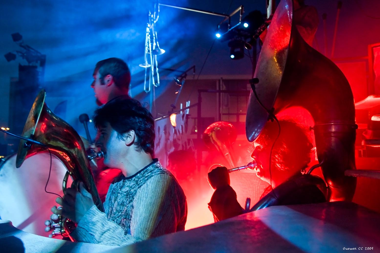 /Guewen/galeries/public/Concert_festival/La_Belle_Image_fanfare/Son los diablos/la-belle-image-03.jpg